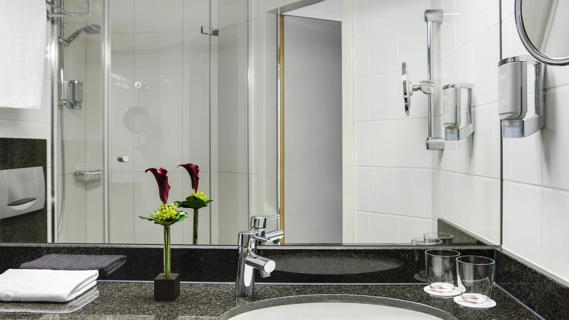 *** Otel Intercityhotel Nuernberg Almanya
